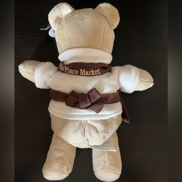 2005 Starbucks Bear - Pike’s Place Market. Collectible - Picture 2 of 8
